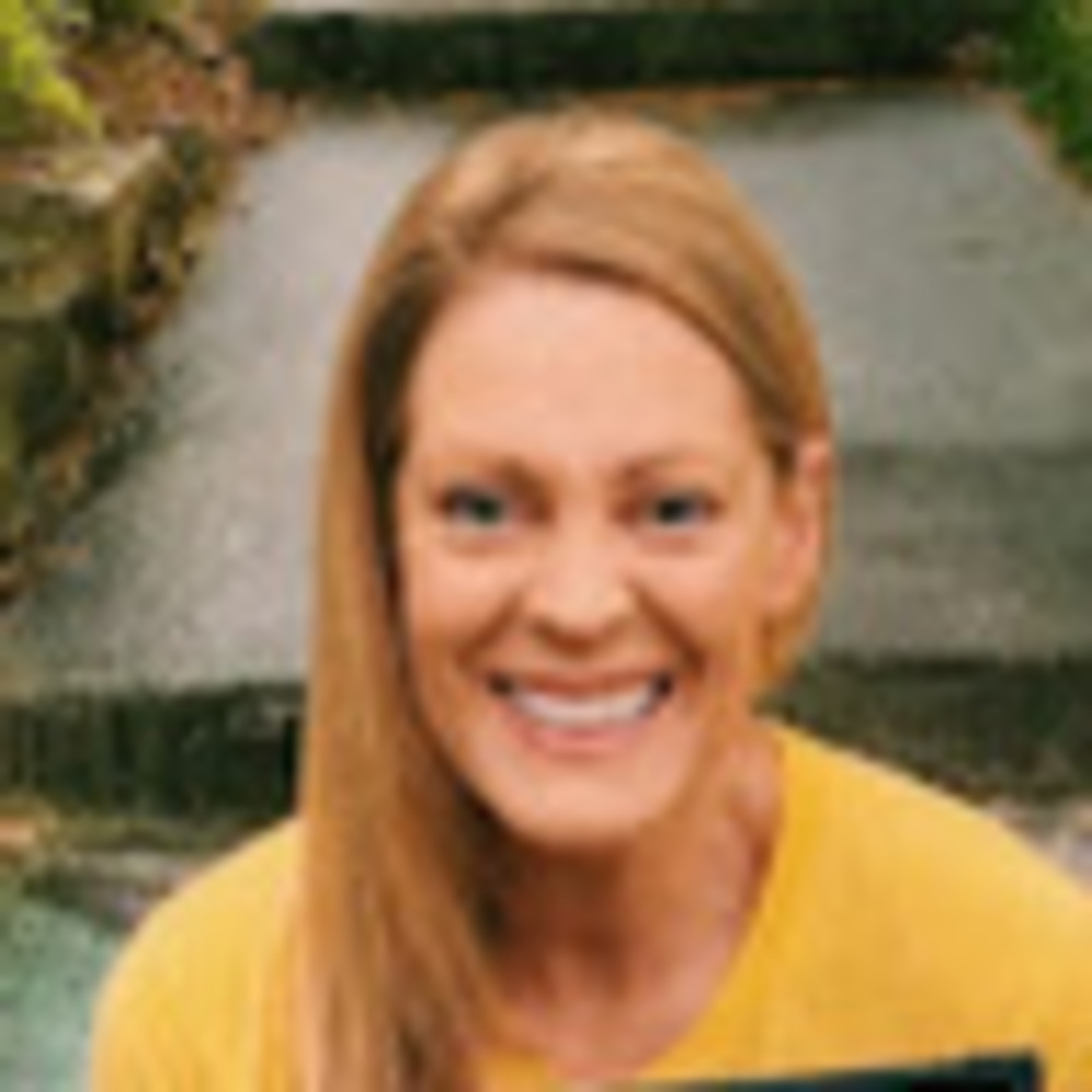 Meet your Posher, Noelle
